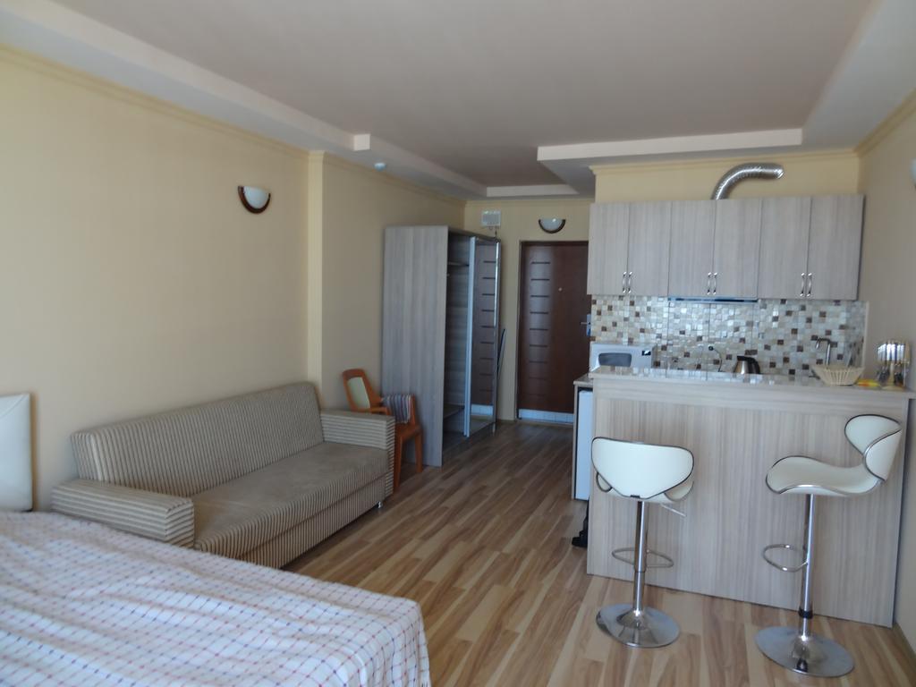 Apartment On Khimshiashvili Batoumi Extérieur photo