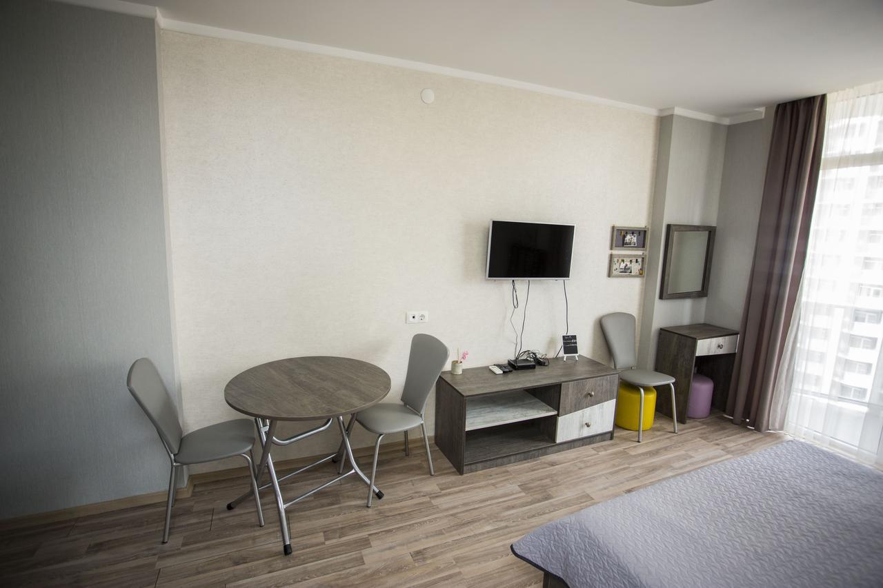 Apartment On Khimshiashvili Batoumi Extérieur photo